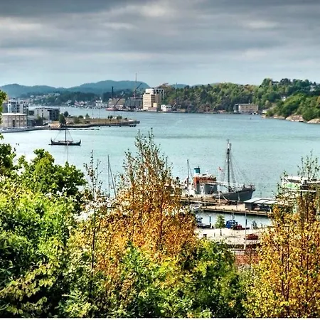 Apartamento Comfortable Living In Prestasen Park - Only 500m To Centre And The Harbour,